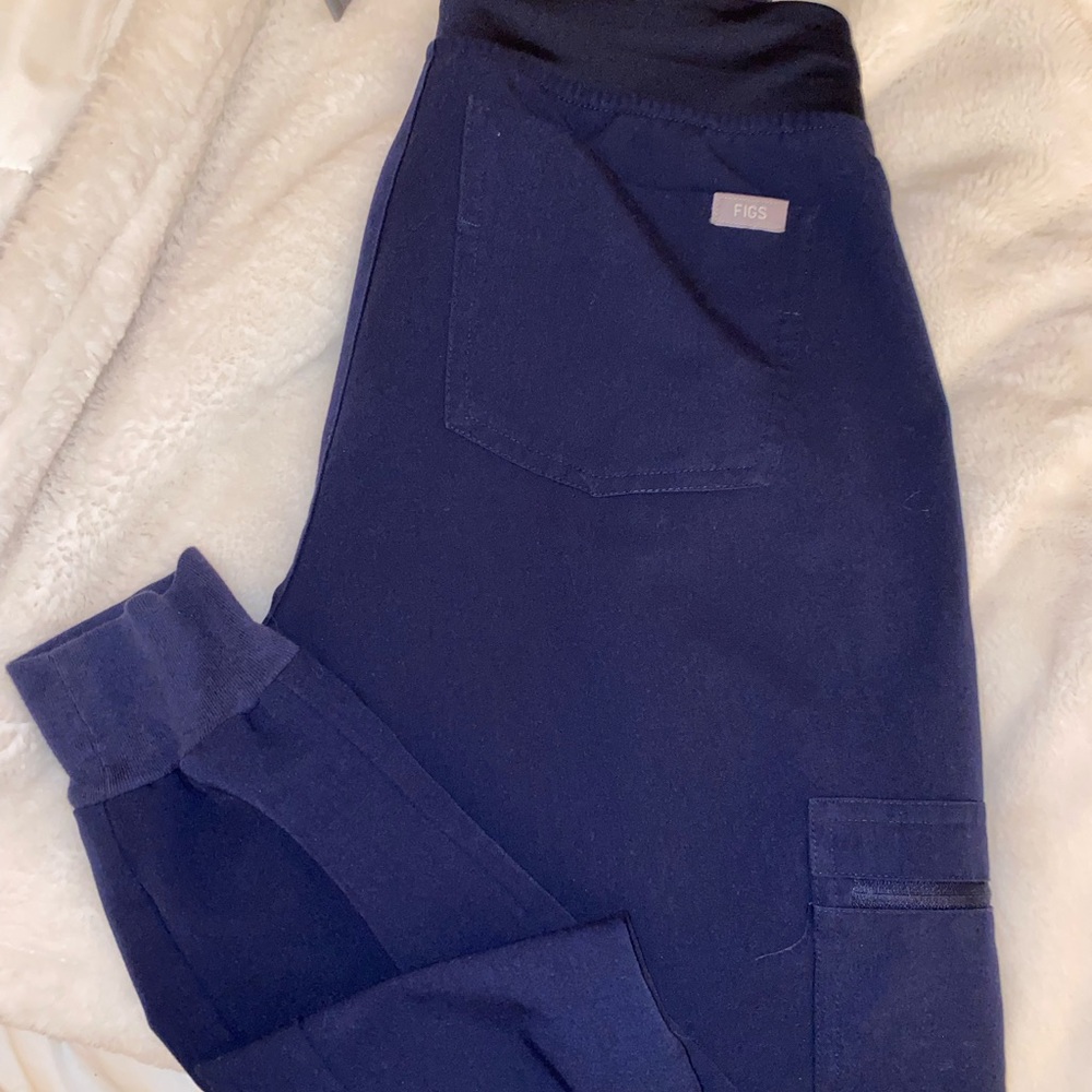 FIGS joggers